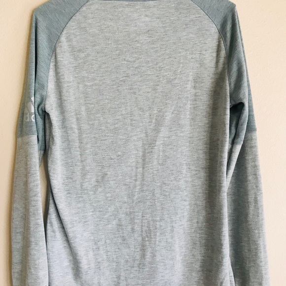 SOLD Women’s Adidas Long Sleeve Workout Tee - Picture 4 of 4